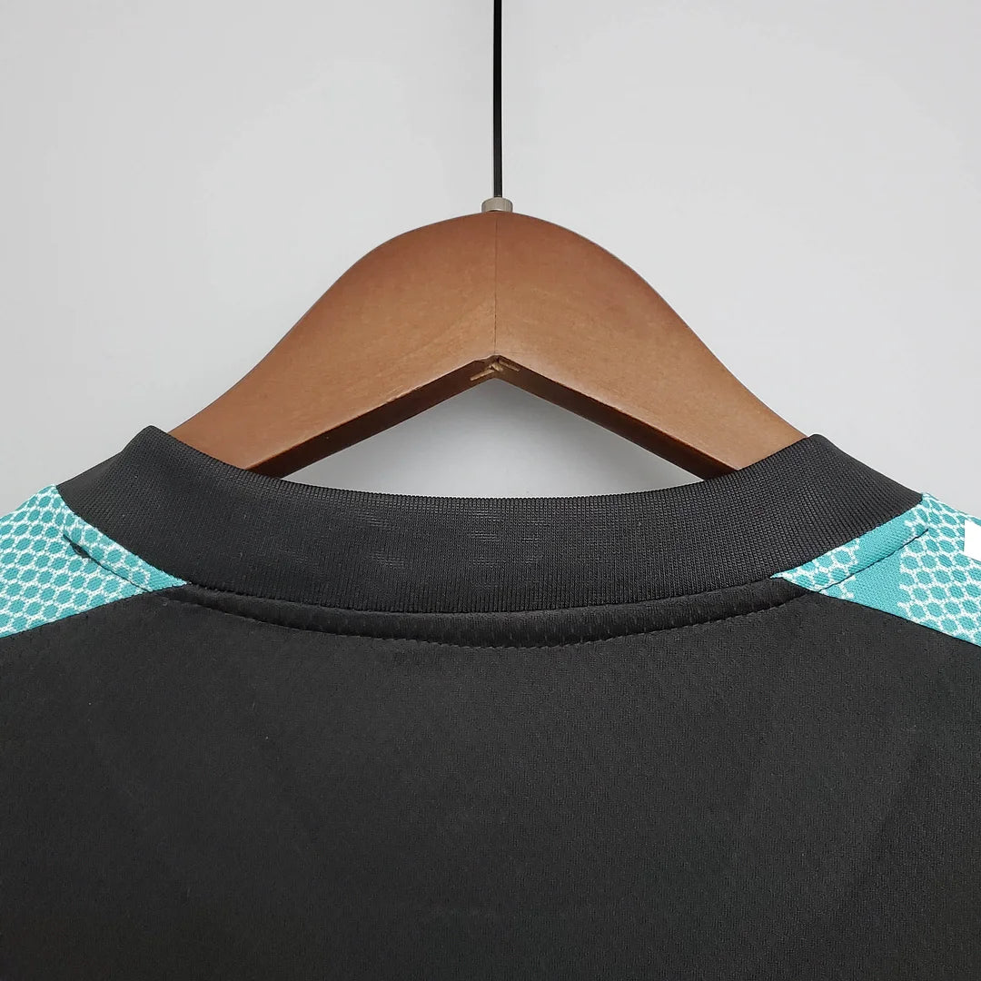 Real Madrid 21/22 Training Kit Black