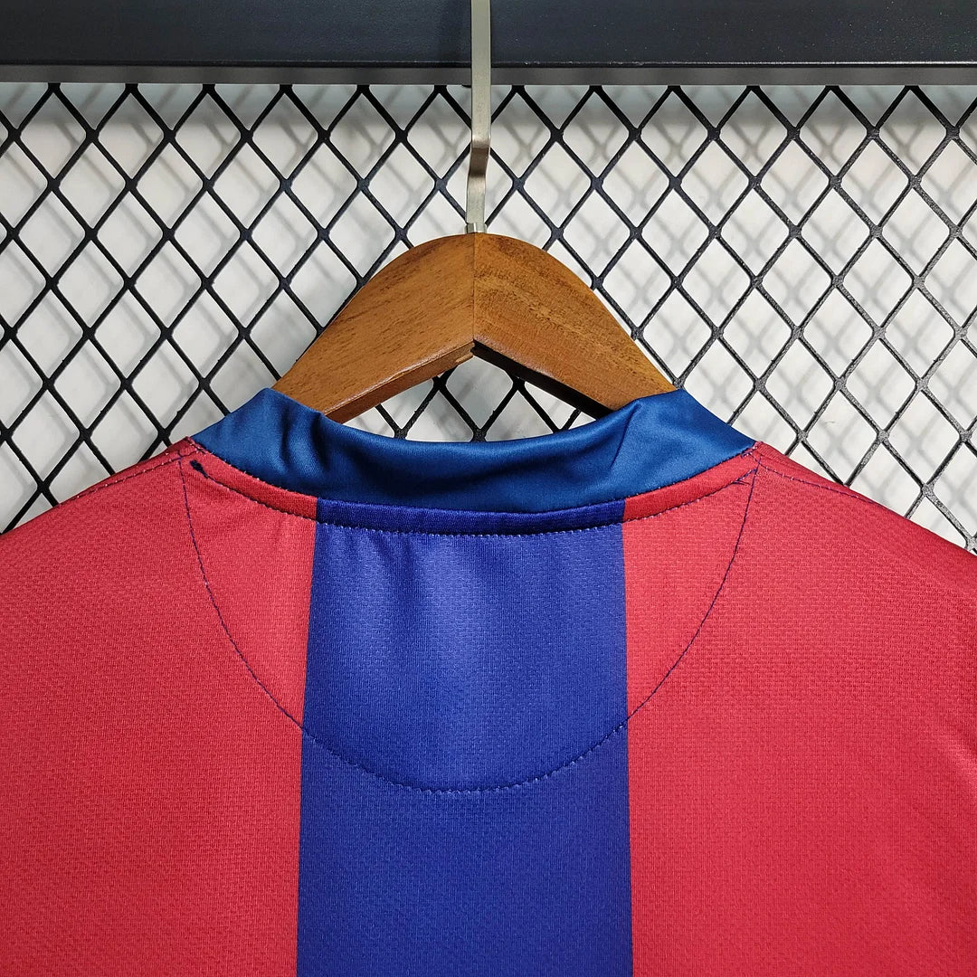 Barcelona Retro 07/08 Home Kit