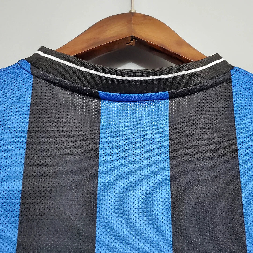 Inter Milan Retro 09/10 Home Kit