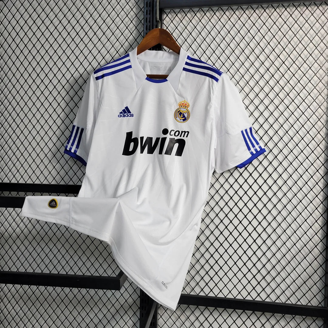 Real Madrid Retro 10/11 Home Kit