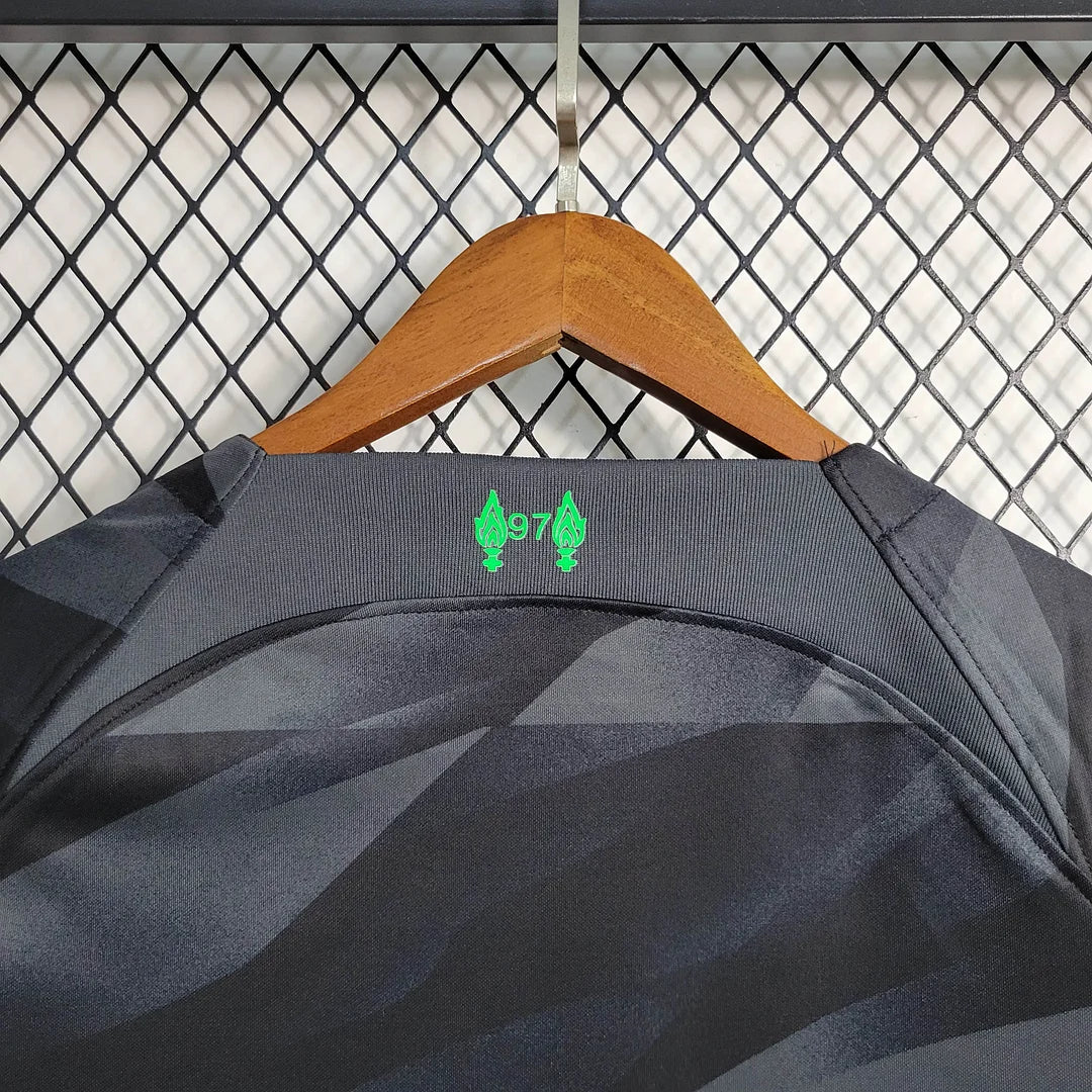 Liverpool 23/24 Goalkeeper Kit Black