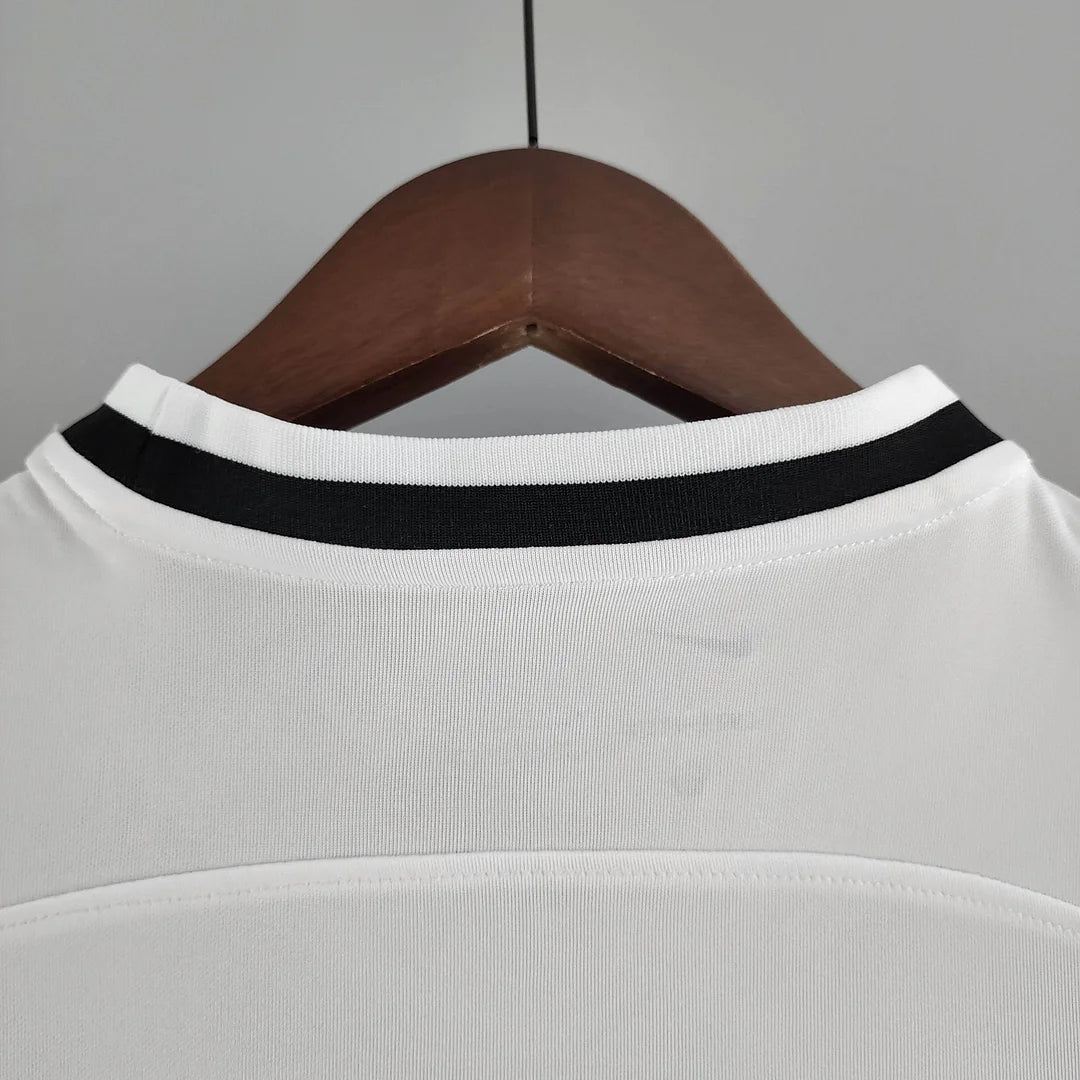 Frankfurt 22/23 Home Kit