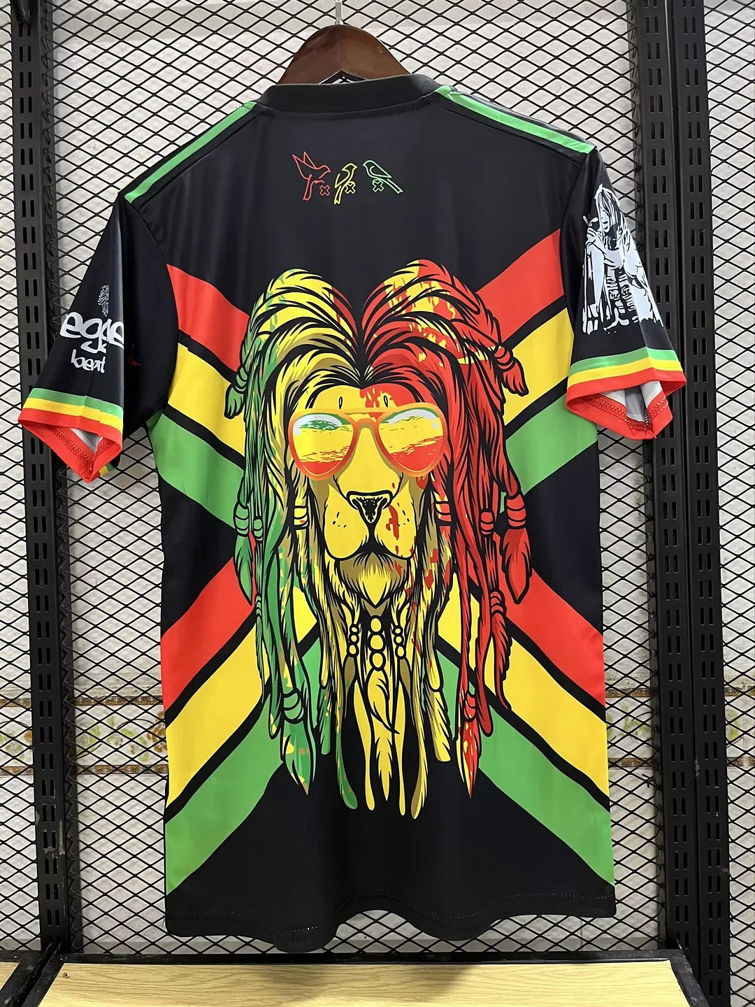 Ajax 23/24 Doodle Plate Third Kit