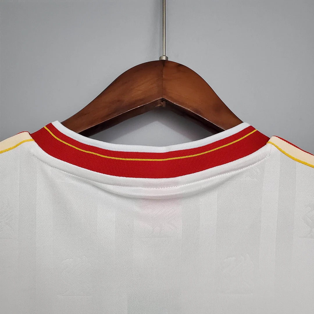 Liverpool 1985/1986 Retro Home Kit