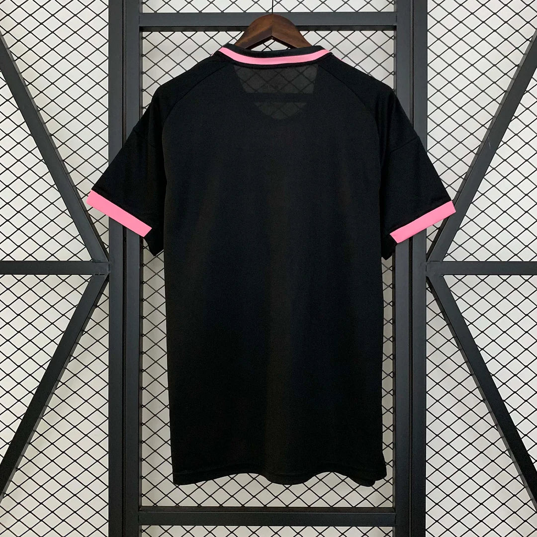 Real Madrid 25/26 Special Rose Edition Kit