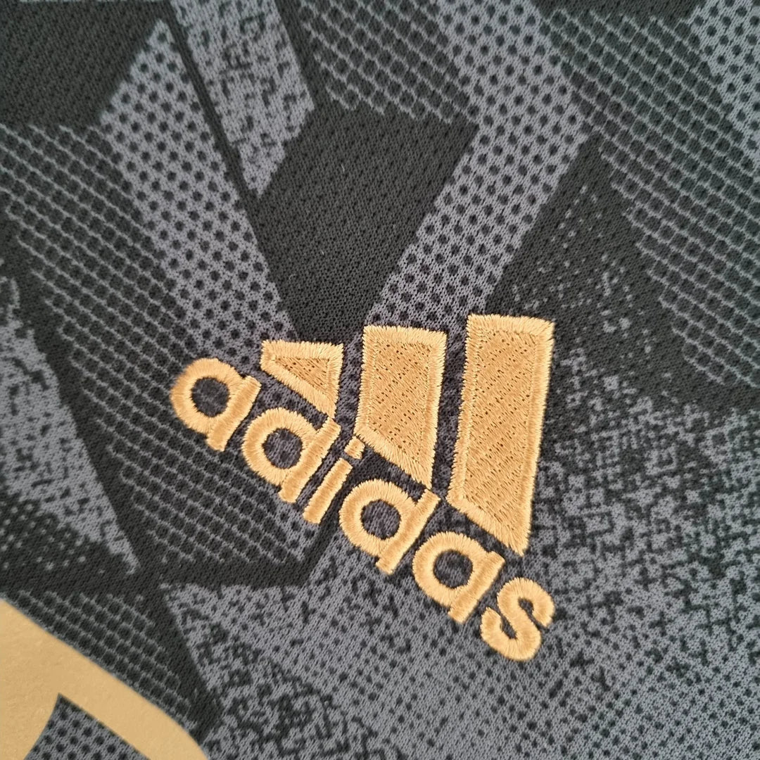 Arsenal 22/23 Away Kit