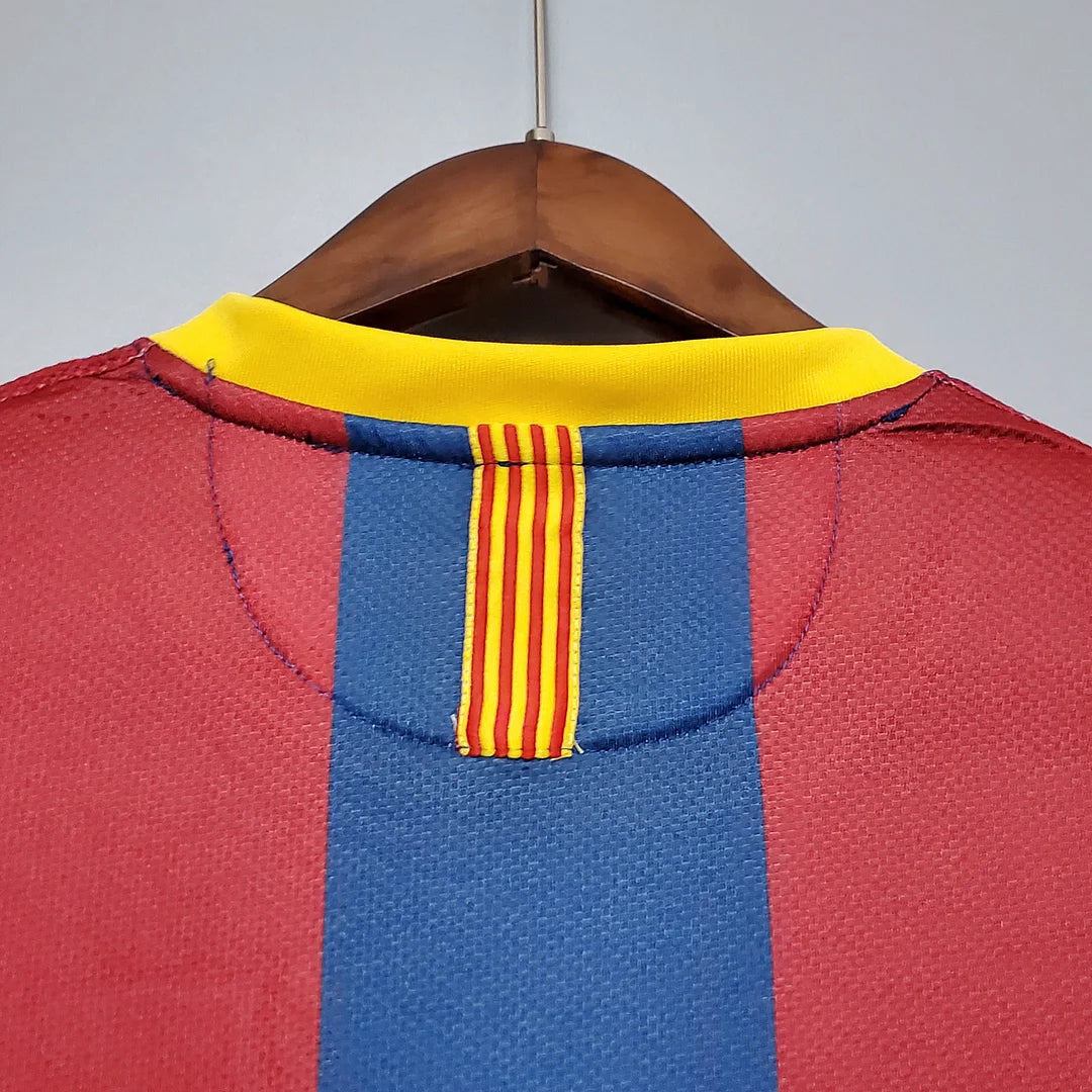Barcelona Retro 10/11 Home Kit