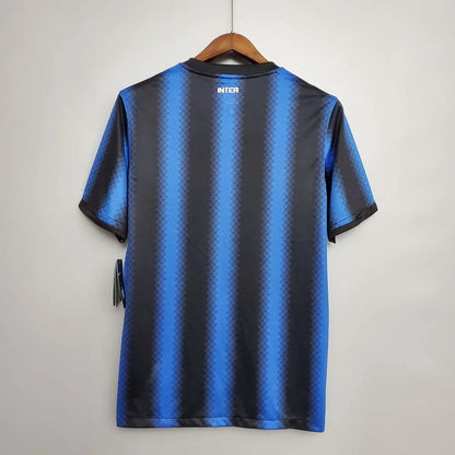 Inter Milan Retro 10/11 Home Kit
