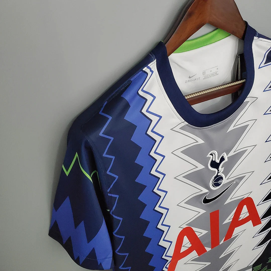 Tottenham Training Kit â TrivelaKits