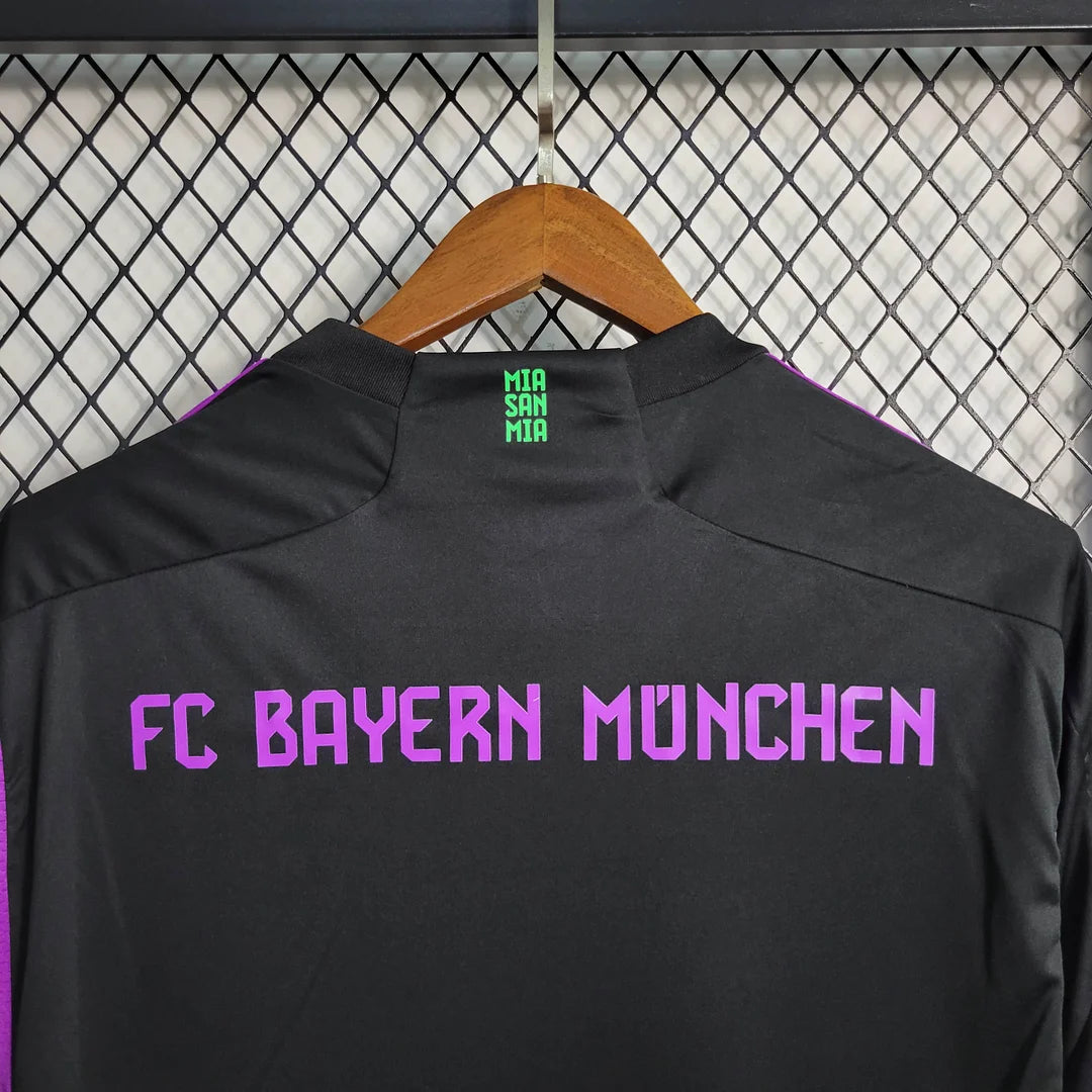 Bayern Munich 23/24 Away Kit