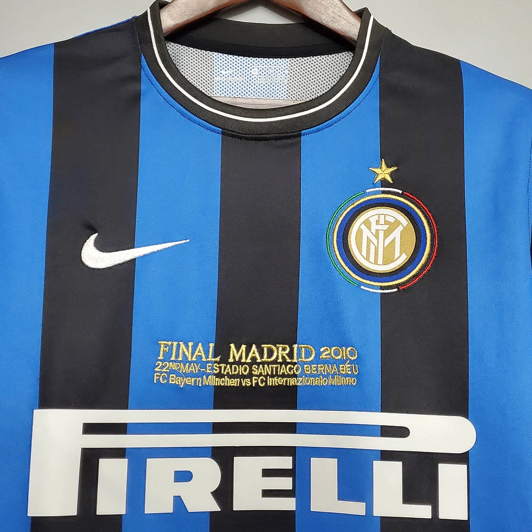 Inter Milan Retro 09/10 Home Kit