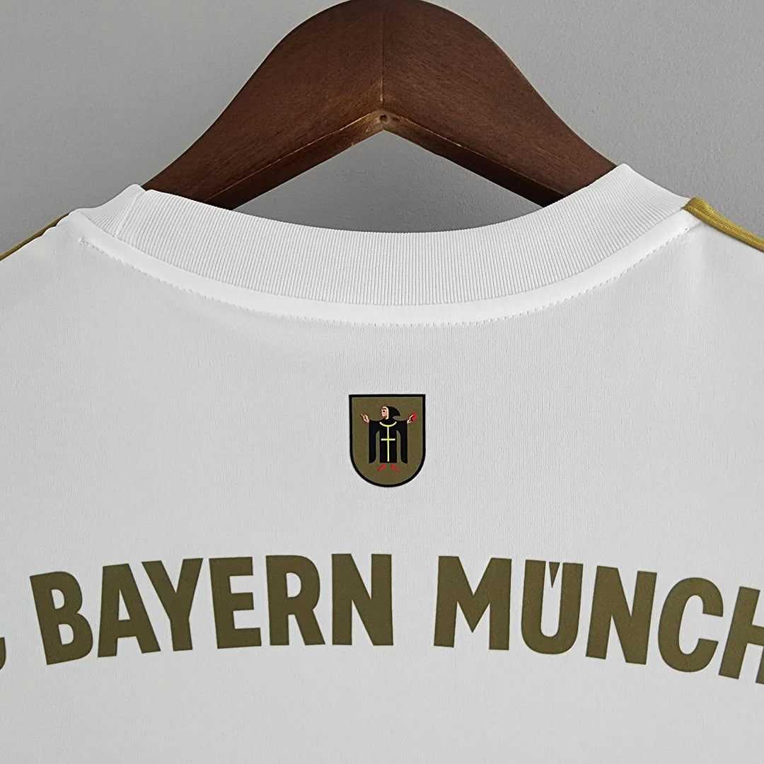 Bayern Munich 22/23 Away Kit