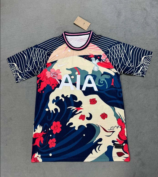 Tottenham Hotspurs 25/26 Sea Wave Kit