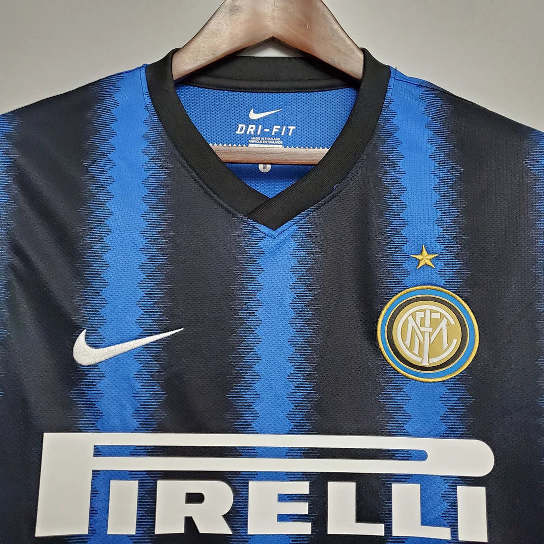 Inter Milan Retro 10/11 Home Kit