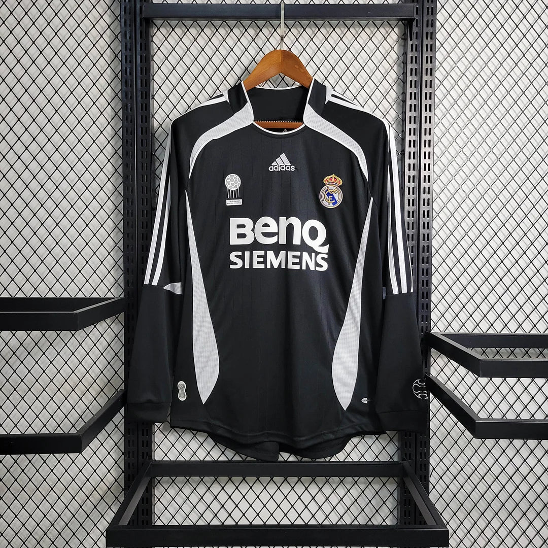 Real Madrid Retro 06/07 Long Sleeve Away Kit